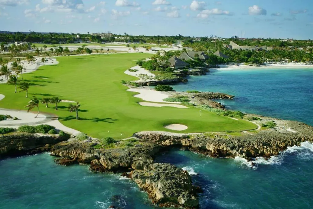 Luxury Retreat Condo 3Br Pool & Spa Azzure-Cap Cana 蓬塔卡纳